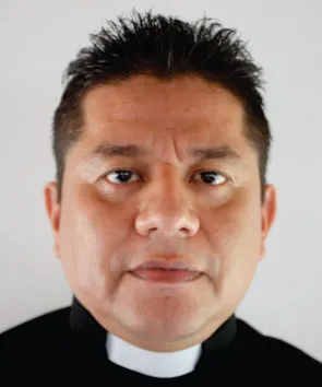 Pbro. Rogelio Izquierdo Flores